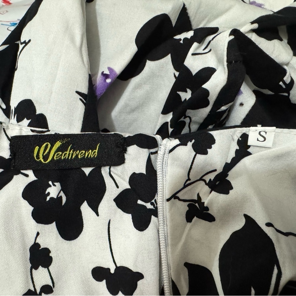 Wedtrend Floral Sleeveless Dress - Black and Purple - Picture 5 of 5